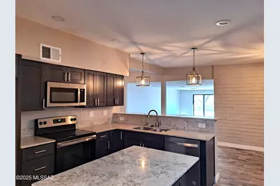 8856 E Calle Playa, Tucson, AZ 85715 - Photo 11