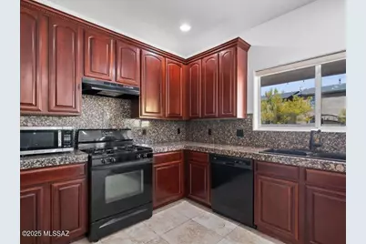 8451 N Placita De Los Laureles, Tucson, AZ 85742 - Photo 15