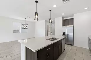 12105 W Avianna Wy, Marana, AZ 85653 - Photo 13