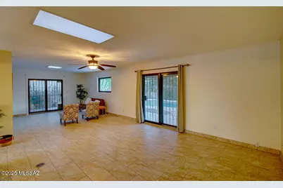 121 W Paseo Recortado, Green Valley, AZ 85614 - Photo 7