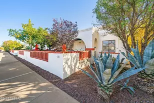 381 S Paseo Madera, Green Valley, AZ 85614 - Photo 5