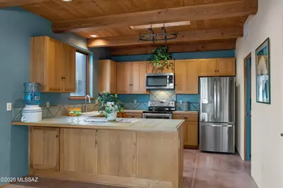 6615 W Sweetwater Drive, Tucson, AZ 85745 - Photo 9