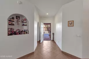 1999 W Bramburgh Ct, Tucson, AZ 85713 - Photo 3