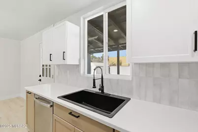 4221 E 31st Street, Tucson, AZ 85711 - Photo 13