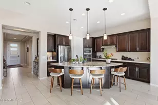 2504 E Josephine View Dr, Green Valley, AZ 85614 - Photo 13