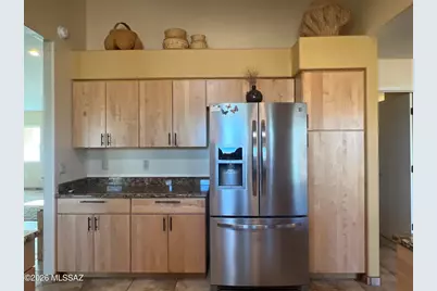 2012 W Via Nuevo Leon, Green Valley, AZ 85622 - Photo 9