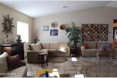 2012 W Via Nuevo Leon, Green Valley, AZ 85622 - Photo 23