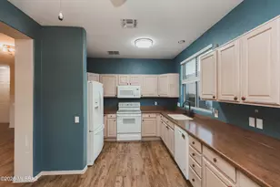 9469 N Twinkling Shadows Way, Tucson, AZ 85743 - Photo 13