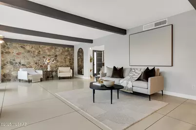 6735 N Camino Padre Isidoro, Tucson, AZ 85718 - Photo 9