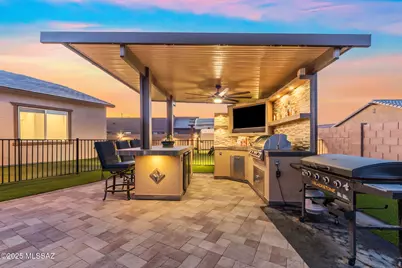 7931 S Desert Indigo Drive, Tucson, AZ 85747 - Photo 3