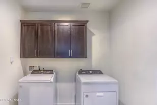 7781 S Candlepine Dr, Tucson, AZ 85757 - Photo 9