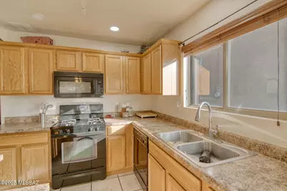 18412 S Copper Basin Drive, Green Valley, AZ 85614 - Photo 5