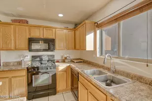 18412 S Copper Basin Dr, Green Valley, AZ 85614 - Photo 5