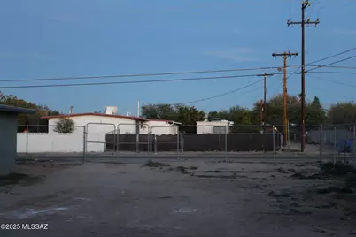 801 W Calle Aragon, Tucson, AZ 85756 - Photo 27