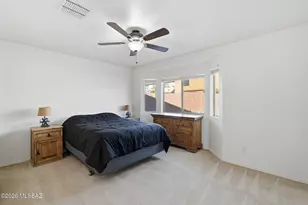 682 W Amber Sun Dr, Green Valley, AZ 85614 - Photo 15