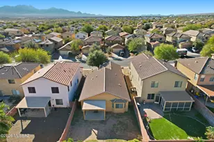 682 W Amber Sun Dr, Green Valley, AZ 85614 - Photo 37