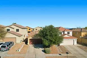 682 W Amber Sun Dr, Green Valley, AZ 85614 - Photo 33