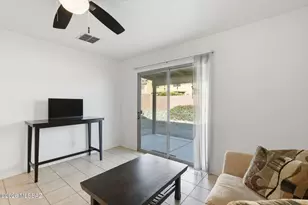 682 W Amber Sun Dr, Green Valley, AZ 85614 - Photo 5