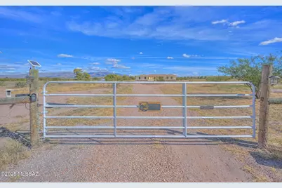 10185 S Bailando Rio, Hereford, AZ 85615 - Photo 5