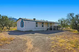 225 W Hawk Way, Amado, AZ 85645 - Photo 5
