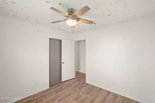 2125 N Jacamar Ln, Tucson, AZ 85745 - Photo 33