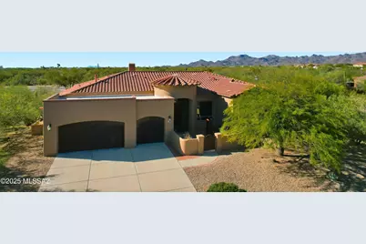 12687 N Red Eagle Drive, Oro Valley, AZ 85755 - Photo 1