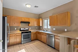 3642 E Drexel Manor Stravenue, Tucson, AZ 85706 - Photo 9