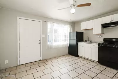 302 W Flores Street #3, Tucson, AZ 85705 - Photo 1