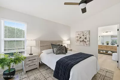 13941 N Trade Winds Way, Oro Valley, AZ 85755 - Photo 21