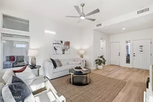 13941 N Trade Winds Way, Oro Valley, AZ 85755 - Photo 11