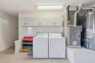 13941 N Trade Winds Way, Oro Valley, AZ 85755 - Photo 33