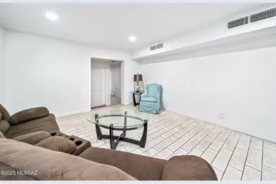 [Address not provided], Tucson, AZ 85711 - Photo 7