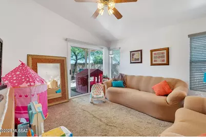 9091 N Ironwood Bluffs Lane, Tucson, AZ 85742 - Photo 9