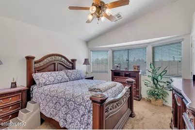 9091 N Ironwood Bluffs Lane, Tucson, AZ 85742 - Photo 15