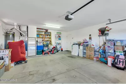 9091 N Ironwood Bluffs Lane, Tucson, AZ 85742 - Photo 25
