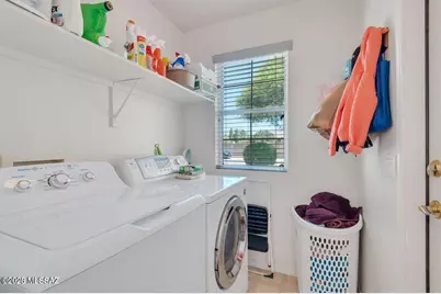 9091 N Ironwood Bluffs Lane, Tucson, AZ 85742 - Photo 7