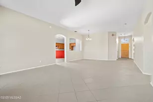 7649 S Pacific Willow Dr, Tucson, AZ 85747 - Photo 5