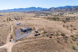 564 W Knox St, Pearce, AZ 85625 - Photo 5