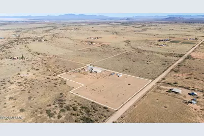 564 W Knox Street, Pearce, AZ 85625 - Photo 17