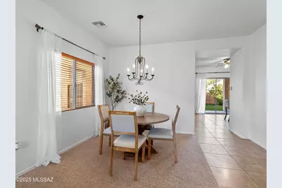 776 W Calle Valenciana, Sahuarita, AZ 85629 - Photo 9