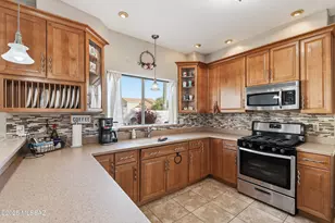 890 W Silver Hill St, Tucson, AZ 85737 - Photo 11