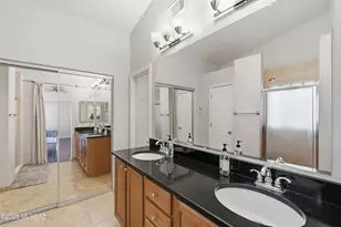 890 W Silver Hill St, Tucson, AZ 85737 - Photo 25