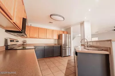 4059 E Angel Spirit Drive, Tucson, AZ 85756 - Photo 5