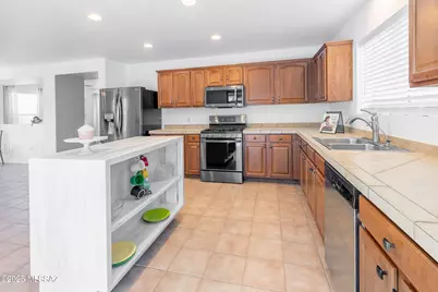 5898 N Dartwhite Drive, Tucson, AZ 85741 - Photo 5