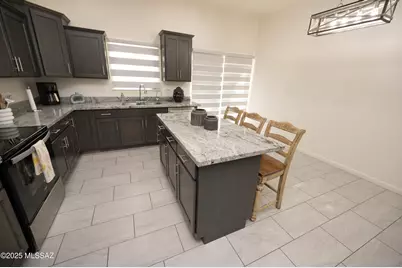 1427 Calle Tordo, Rio Rico, AZ 85648 - Photo 11