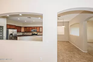 10737 S Miralago Dr, Vail, AZ 85641 - Photo 31