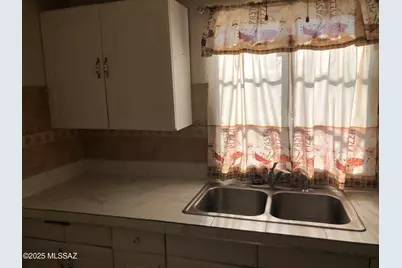 335 E Rodeo Drive, Tucson, AZ 85714 - Photo 11