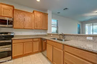 8592 N Western Juniper Terrace, Tucson, AZ 85743 - Photo 13