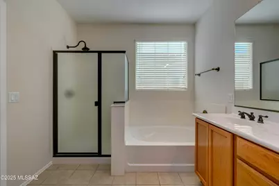 8592 N Western Juniper Terrace, Tucson, AZ 85743 - Photo 25