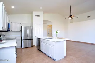 124 S Palace Gardens Dr, Tucson, AZ 85748 - Photo 19